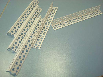 ЕвроУгол штукатурный 4мм Идеал 3 метра